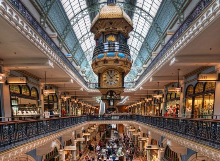 Đại sảnh mua sắm cao cấp tại Queen Victoria Building Sydney